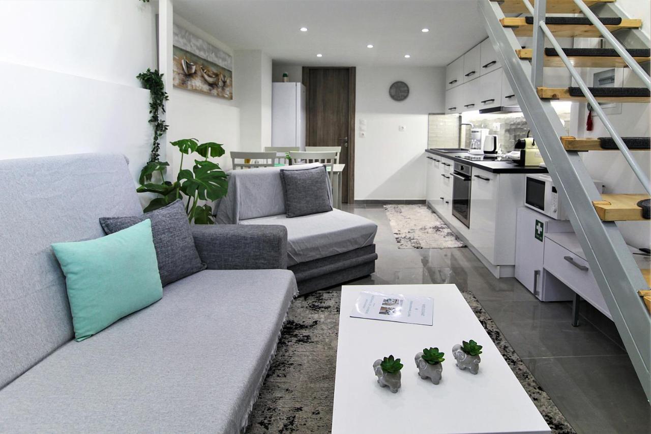 Dimosthenis_Loft1 Atene Esterno foto