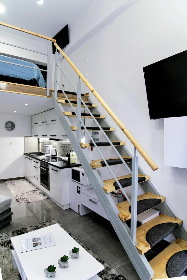 Dimosthenis_Loft1 Atene Esterno foto